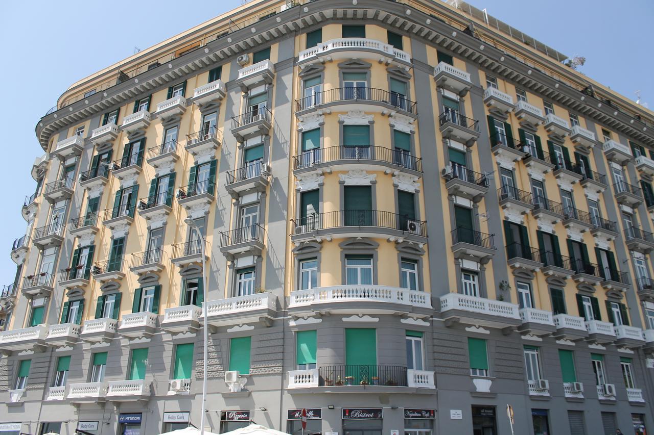 Bed No Breakfast Ak 2 Hotel Naples Exterior photo